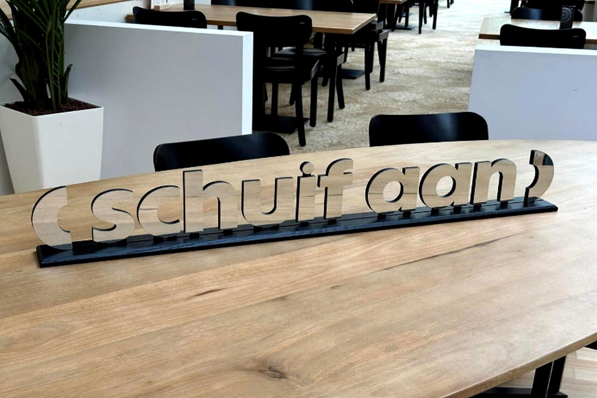 Aanschuiftafel