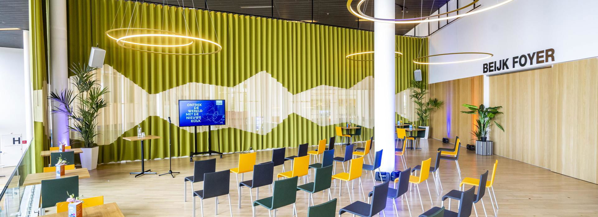 Mennega Lounge