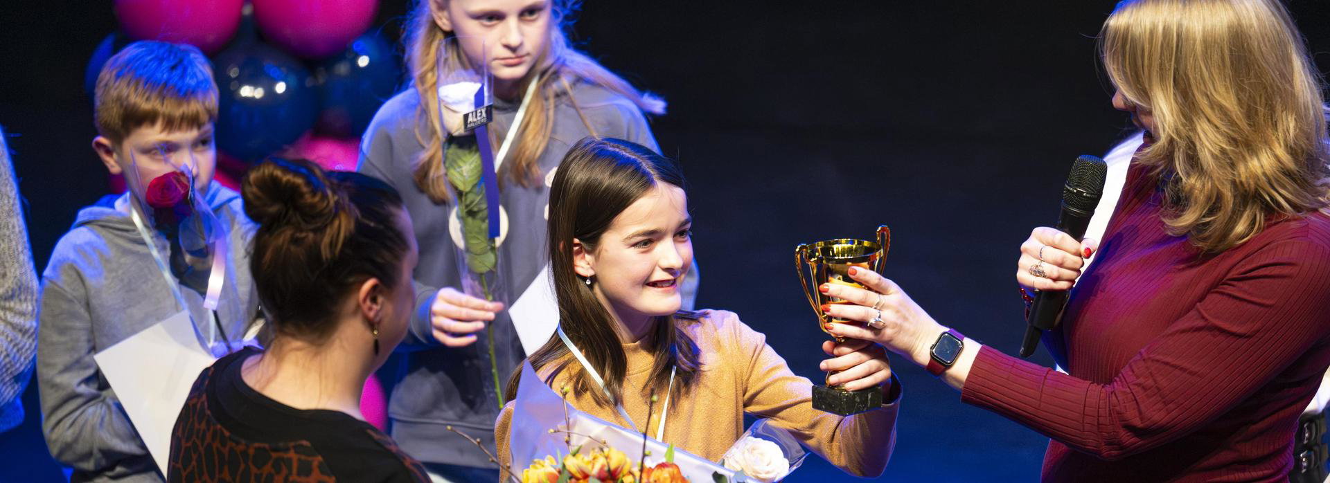 Annelien wint de Voorleeswedstrijd van Assen 2026