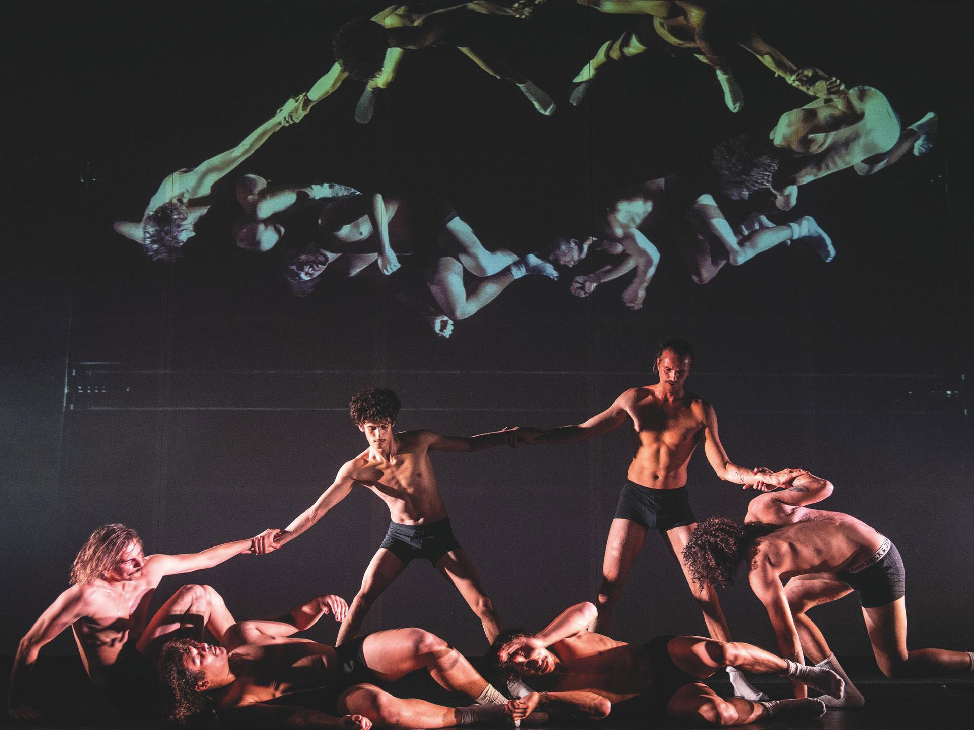 155 & MAAS THEATER EN DANS