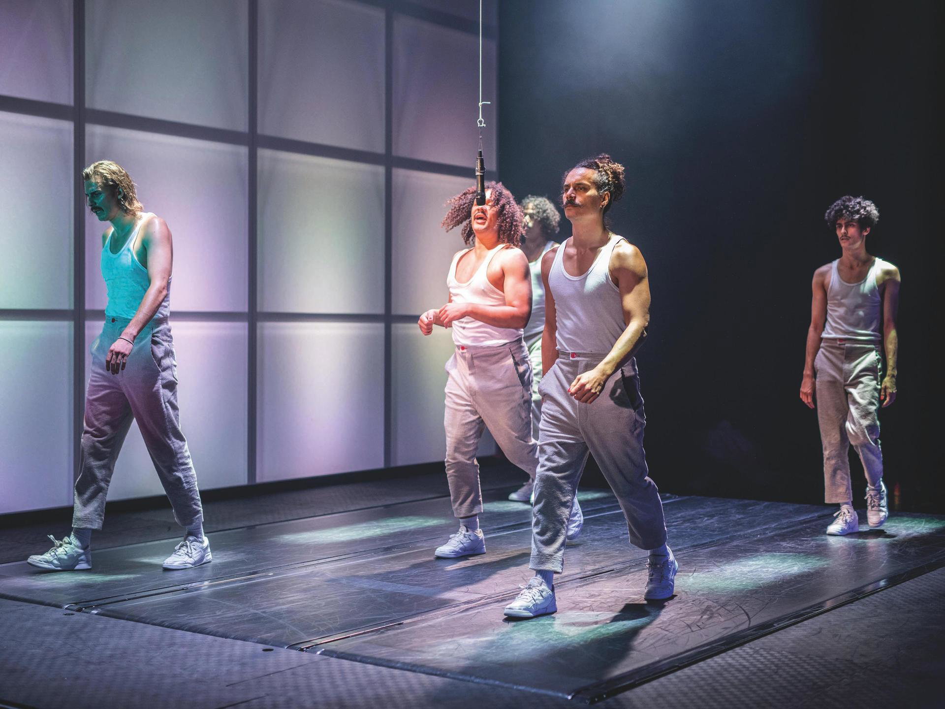 155 & MAAS THEATER EN DANS