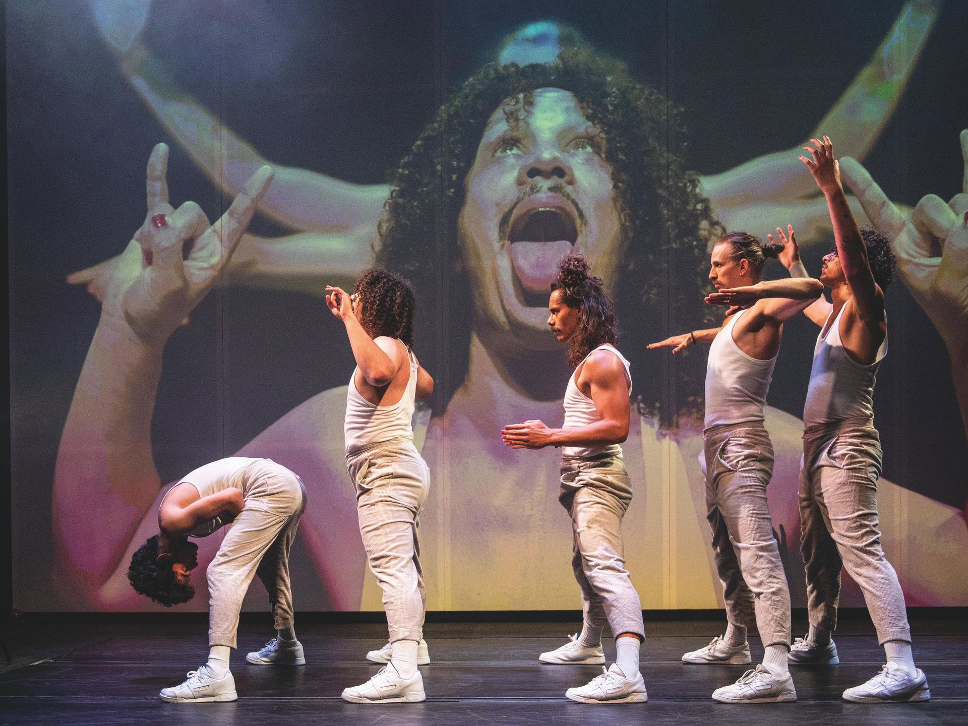 155 & MAAS THEATER EN DANS