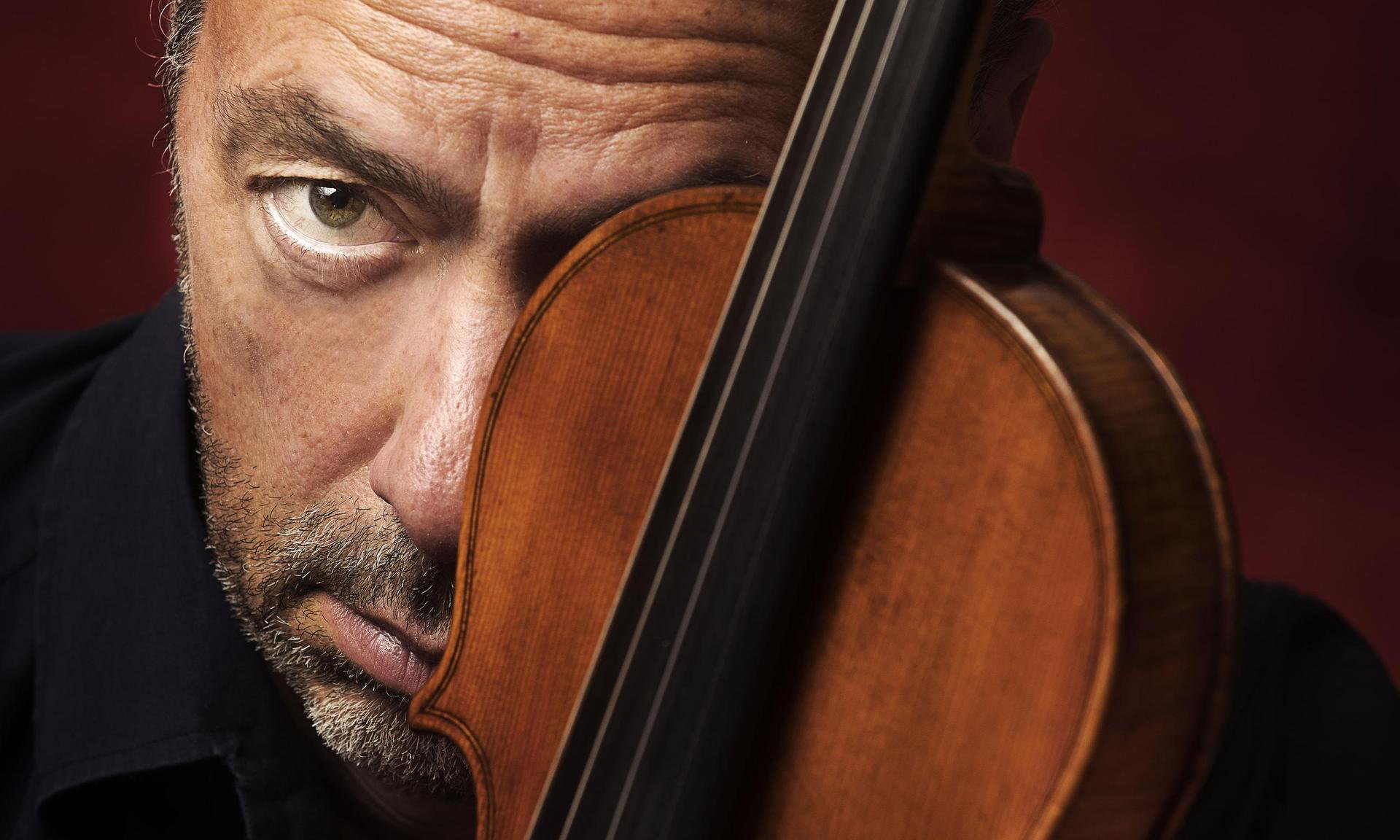 Micha Molthoff - A Violin Affair